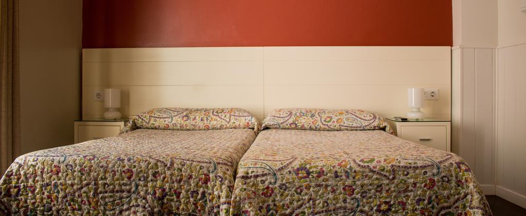Hostal San Vicente II Siviglia Esterno foto
